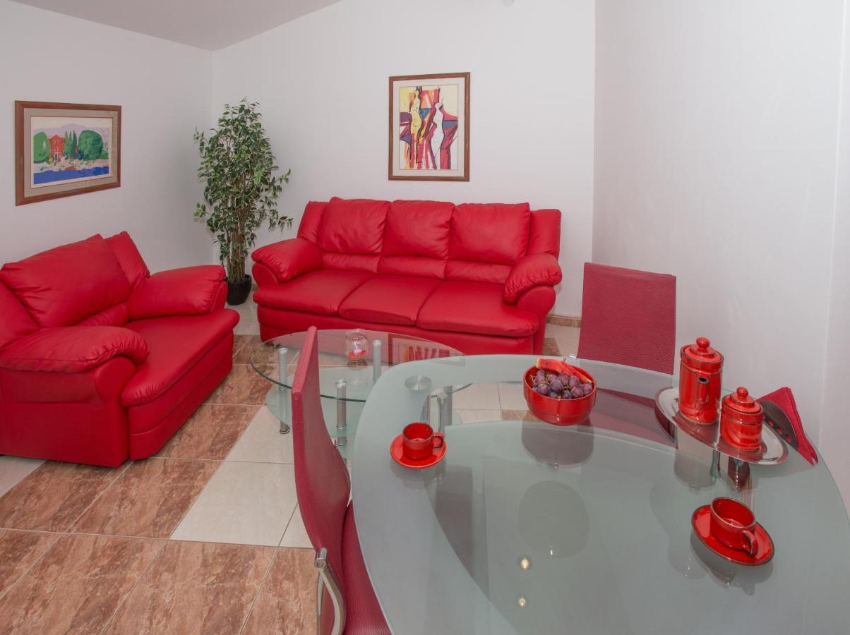 Apartments Marcela Makarska Exterior foto