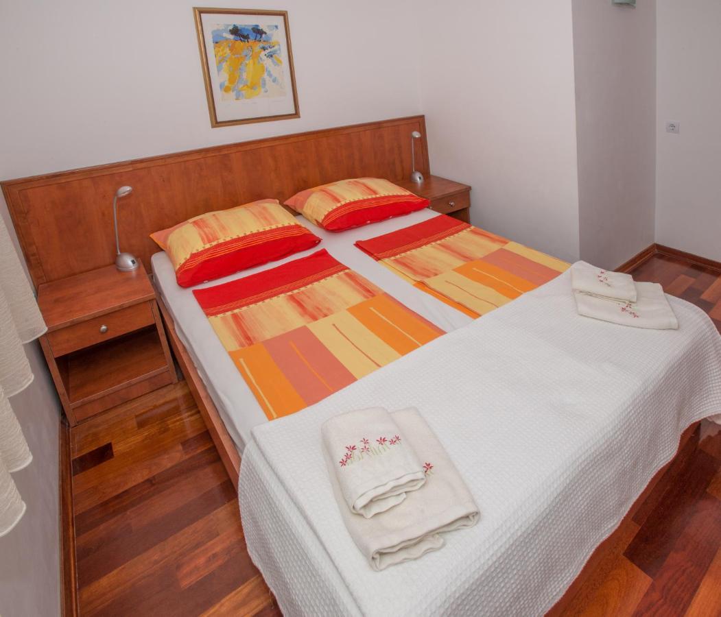 Apartments Marcela Makarska Exterior foto
